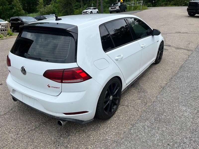 Volkswagen
Golf
2019