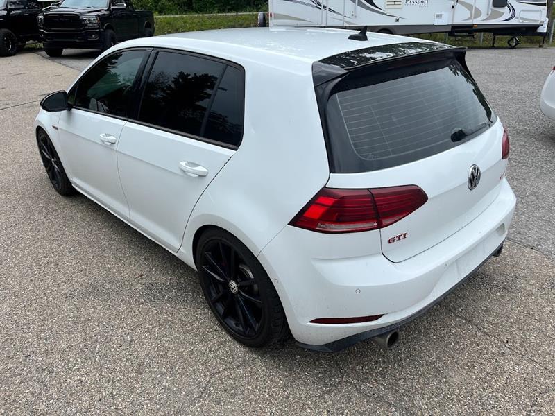 Volkswagen
Golf
2019